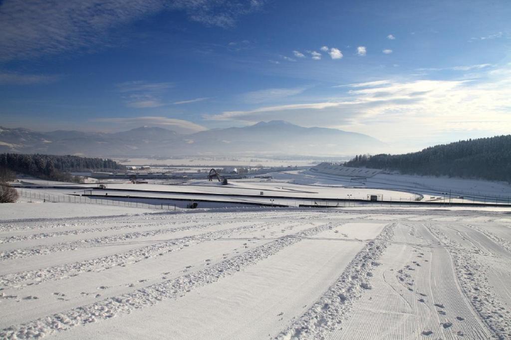 Schoenberghof Spielberg Buitenkant foto